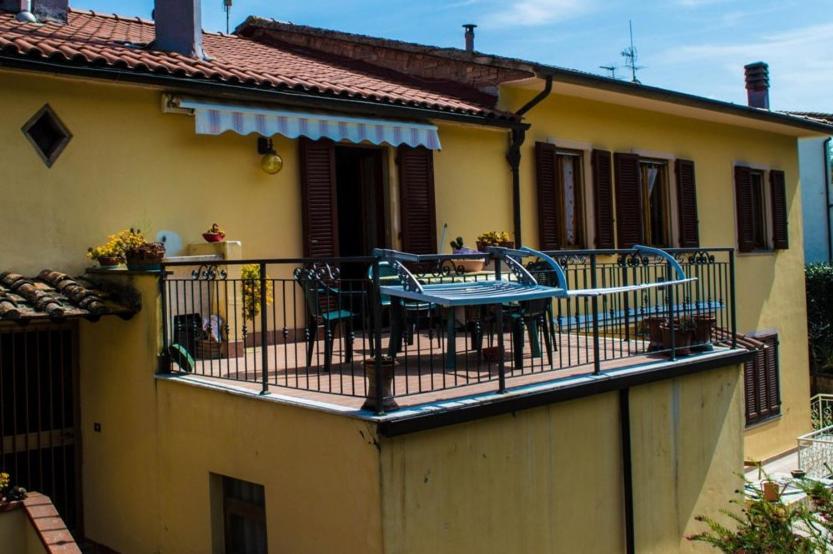 Casa Ricciardi Apartment Chianni Exterior photo
